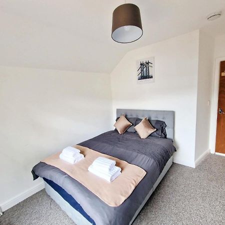 Jpl Apartment Кардиф Екстериор снимка