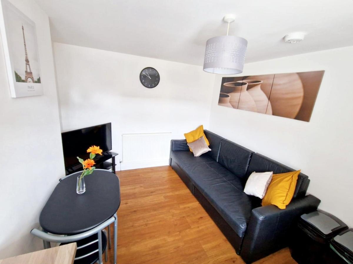 Jpl Apartment Кардиф Екстериор снимка